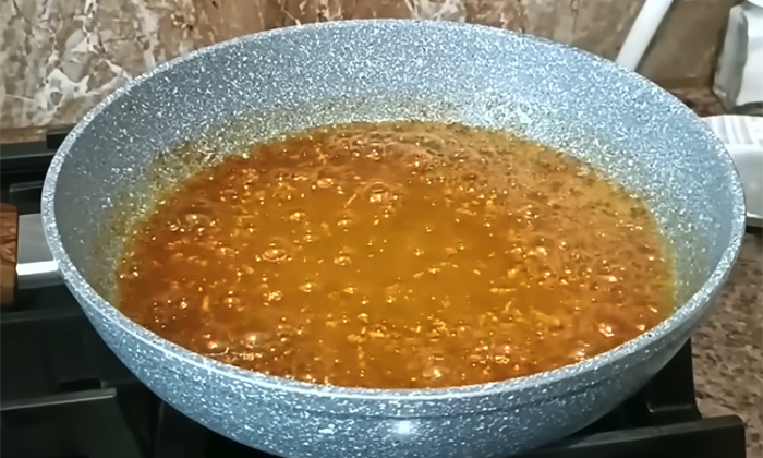 Королевская яичница по-армянски: простая шакшука, намного вкуснее глазуньи