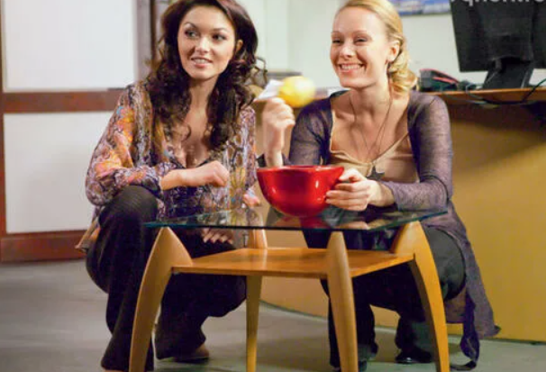 «Мы с ней одно целое»: как сложились судьбы актрис, которые дружат 30 лет и прошли через первые браки и рождение детей