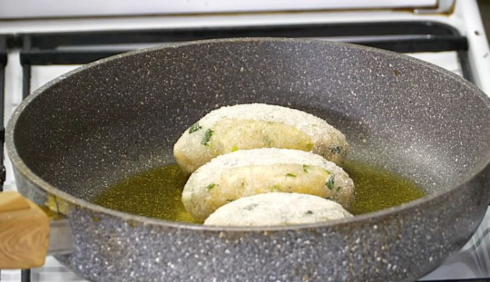 Рецепт сочных котлет из судака. Добавили 50 грамов сыра и стало волшебно