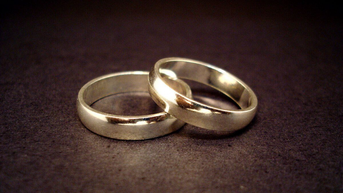 Блогер из КНР сорвал джек-пот: брак с россиянкой спас его от разорения