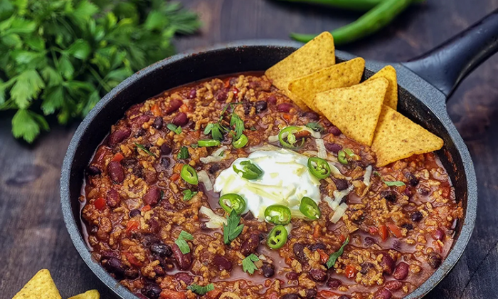 Чили кон карне: густое мясное рагу, которое становится только вкуснее на следующий день