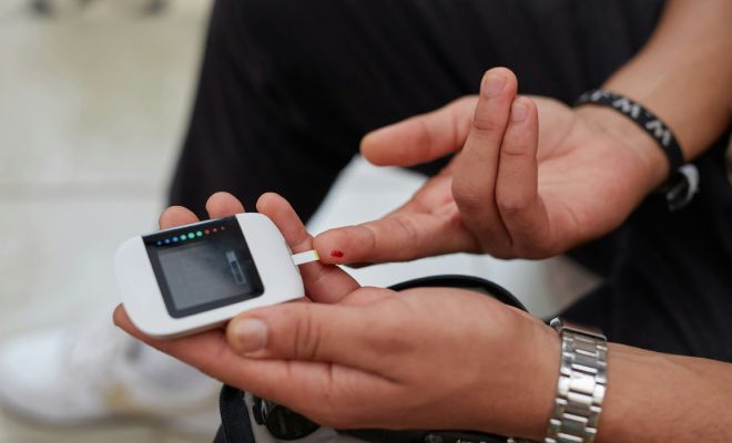 Сидячий образ жизни плохо влияет на продолжительность жизни. Как все исправить, даже если вы в офисе целый день