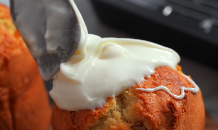 Самая лучшая глазурь для куличей: делается за минуту, не крошится, вкусная и белоснежная