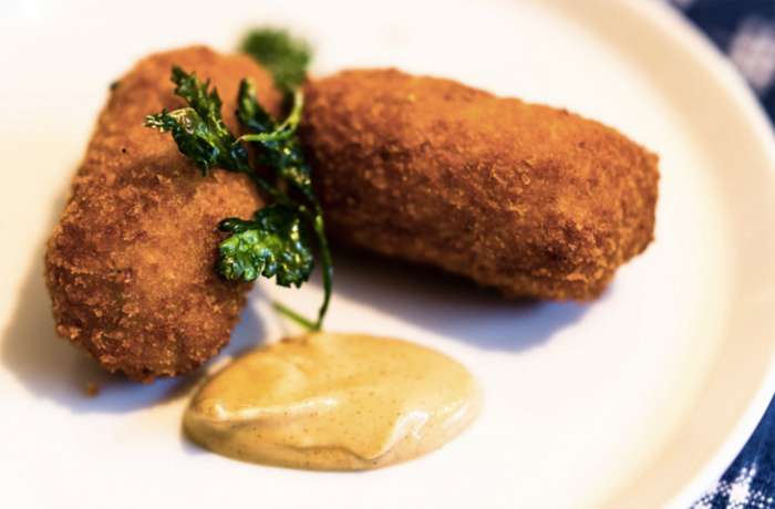 Праздничный стол: 10 идей закусок