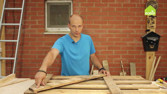 Как сделать деревянную дверь более прочной