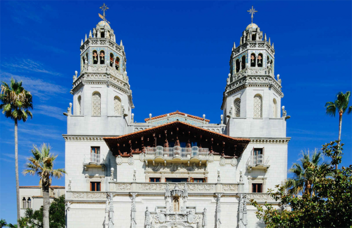 Сколько стоят самые дорогие дома из кино