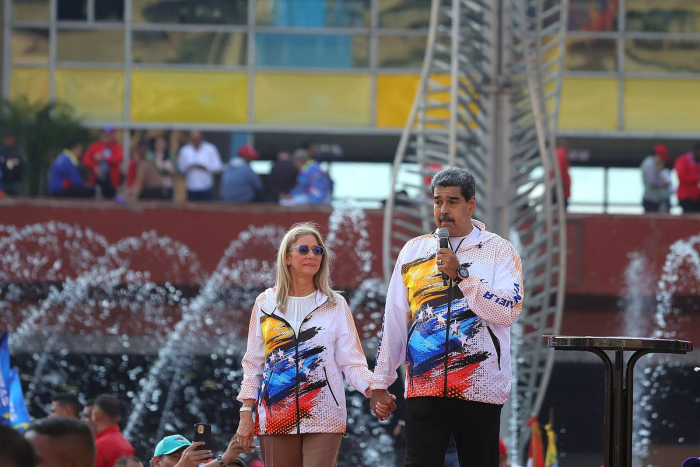 Лукашенко рассказал о предложении супруге Мадуро перед захватом