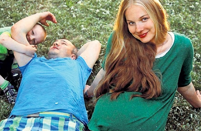 «Не могла произнести и пару фраз»: 41-летняя звезда кино и театра Елена Аросьева — о пути к славе, знаменитой семье мужа и троих детях