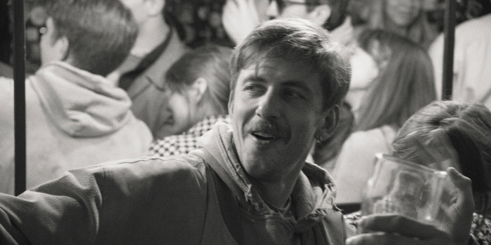 Как фильму «Картины дружеских связей» удалось запечатлеть портрет эпохи