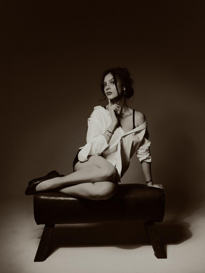 Стас Михайлов поделился редкими фото старшей дочери — поклонники певца сражены красотой девушки