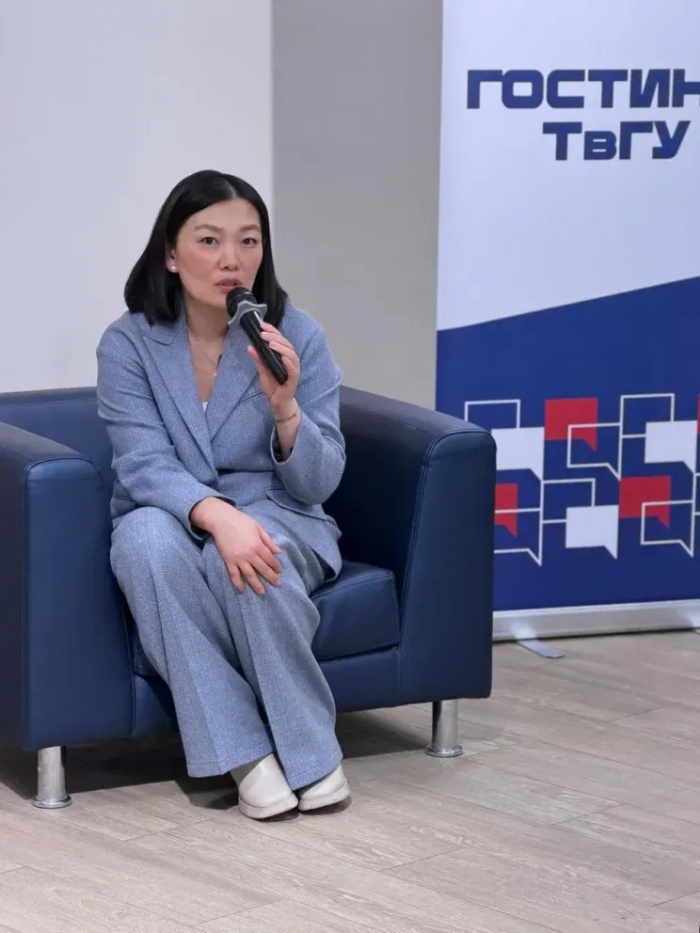 Татьяна Ким представила на ПМЭФ-2026 книгу об истории Wildberries "Дикие ягодки: начало"