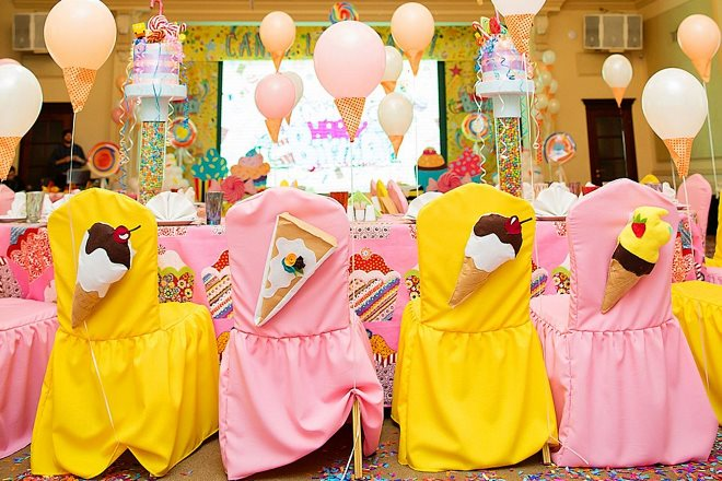 Как украсить стол на день рождения ребенка, чтобы он остался доволен (39 фото)