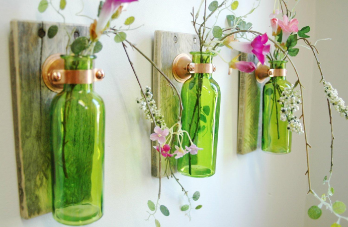 Декорирование бутылок различными материалами (58 фото)