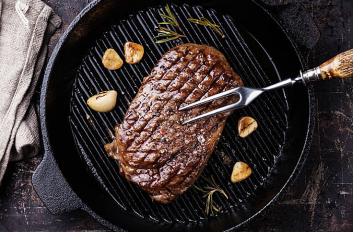 Как приготовить идеальный стейк: 5 советов от шефов