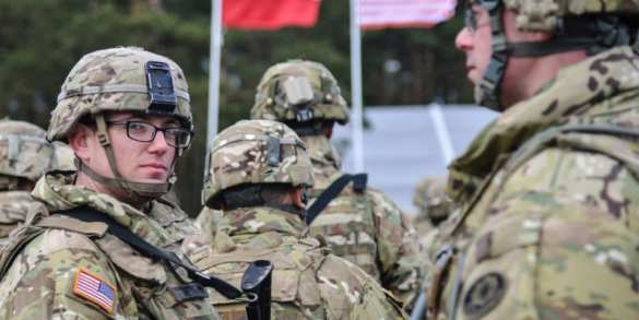 Пентагон показал фото американских военных, убитых ударом Ирана (ФОТО)