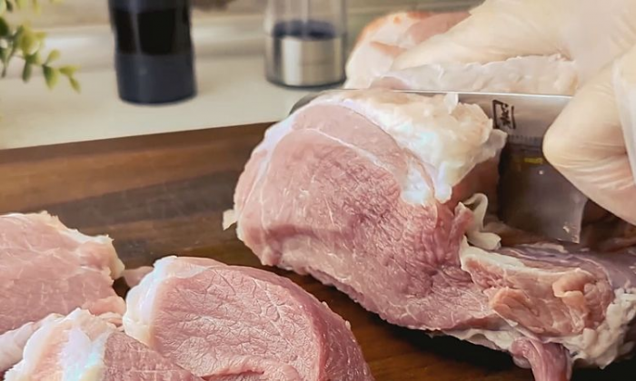 Мясной рулет в банке. Просто закладваем фарш и ставим в кастрюлю с водой