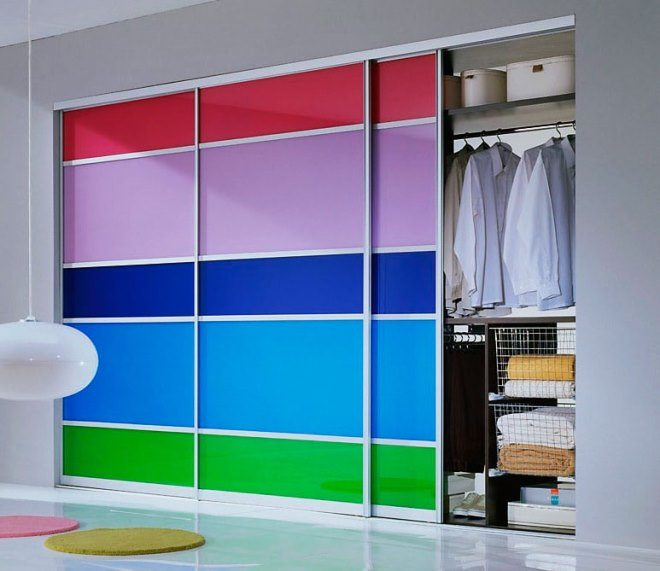 Шкаф-купе в интерьере: разновидности и особенности дизайна (104 фото)