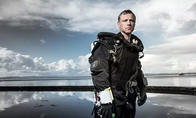 В полной темноте и с головой в воде: шотландец раскрыл суть опаснейшей в мире работы