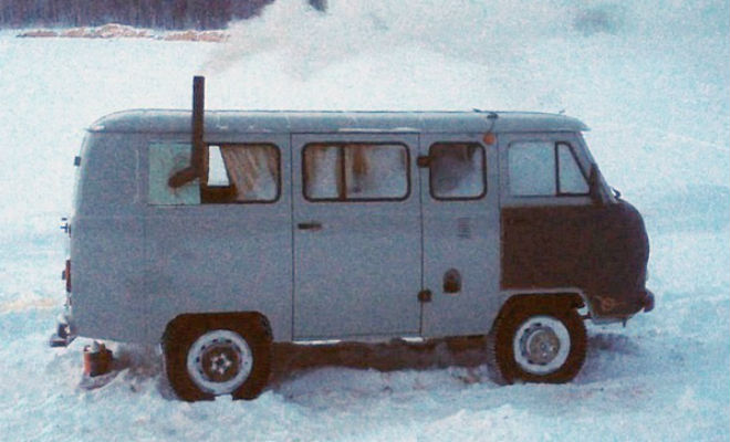 Рыбаки отправились в Тайгу в минус 40 и сняли на видео, как несколько дней жили в Буханке