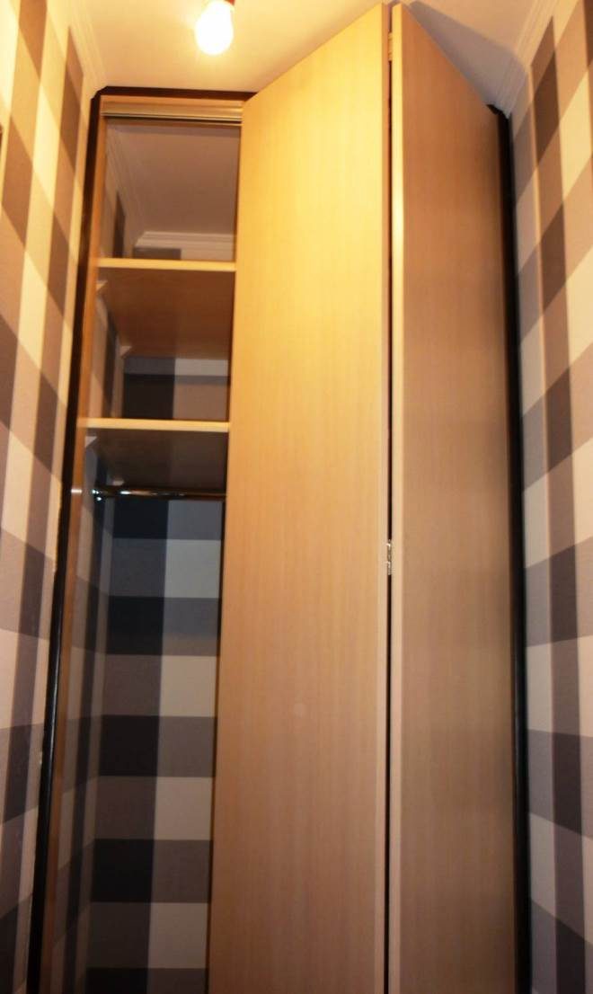 Двери в нишу: виды и особенности (24 фото)