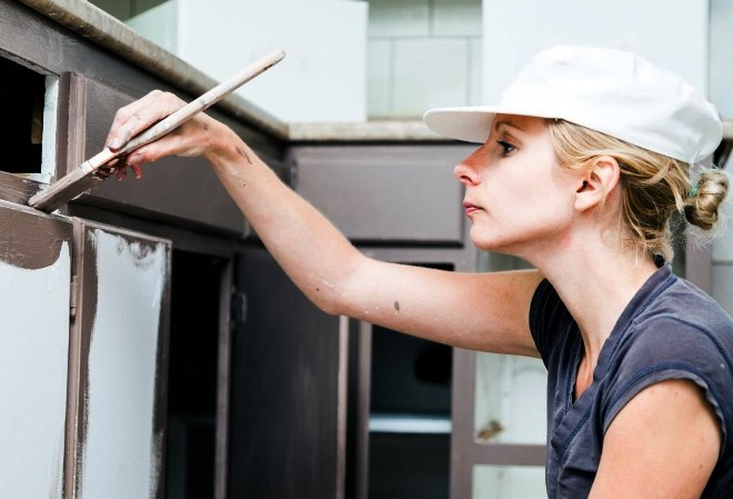 Как покрасить фасад кухни своими руками (81 фото)