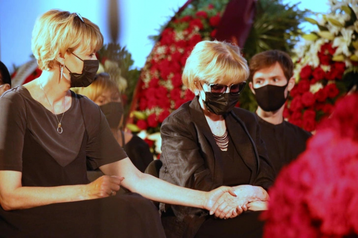 «Мой муж — это неотделимое от меня»: 4,5 года после ухода Меньшова не стало и его 81-летней вдовы Веры Алентовой