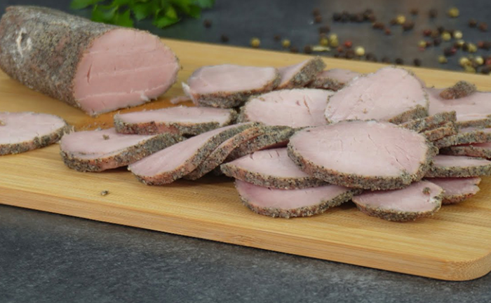 Домашняя ветчина-деликатес розовая от нежности: вместо колбасы и вкуснее, и дешевле