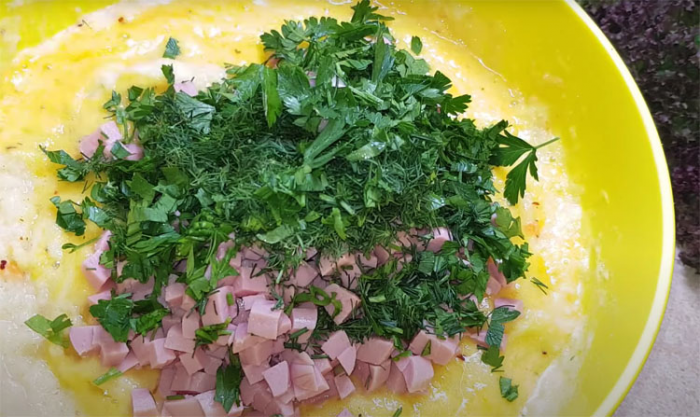 Добавляем немного дрожжей в картофельнын оладьи. Вкус сразу стал интереснее