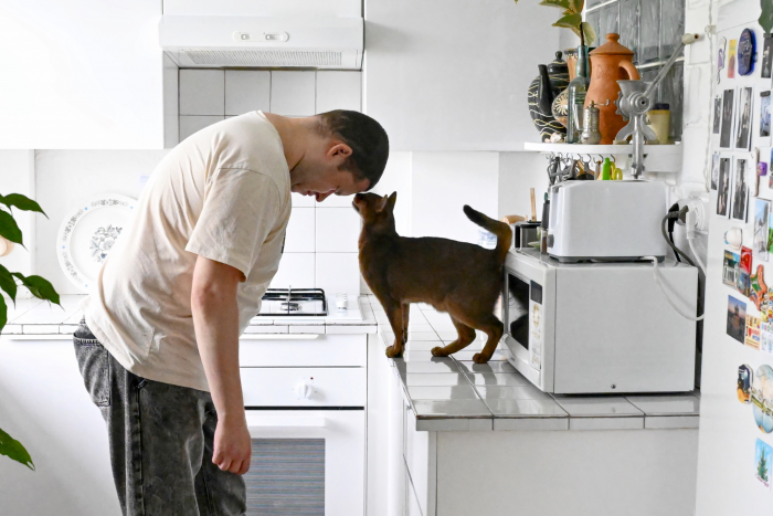 «Что имею? Две ипотеки, три кредита» Россиянам все труднее выплачивать долги по ипотеке. Когда рынок лопнет?