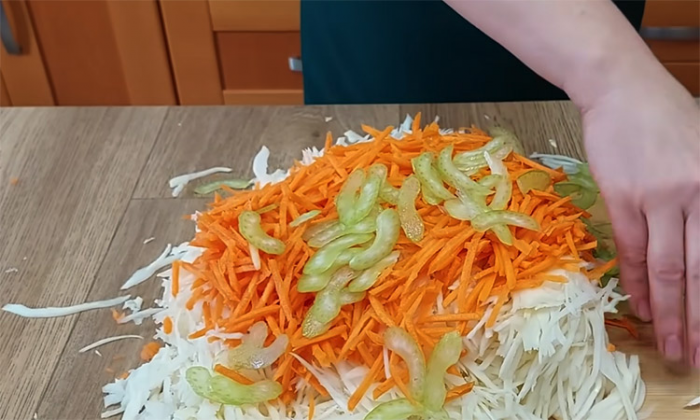 Квасим «Баночки здоровья»: готовы за несколько дней. Заменят надоевшие за зиму соленые огурцы