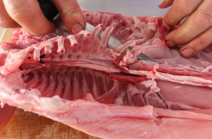 Как удалить из кролика все кости, сохранив цельной тушку