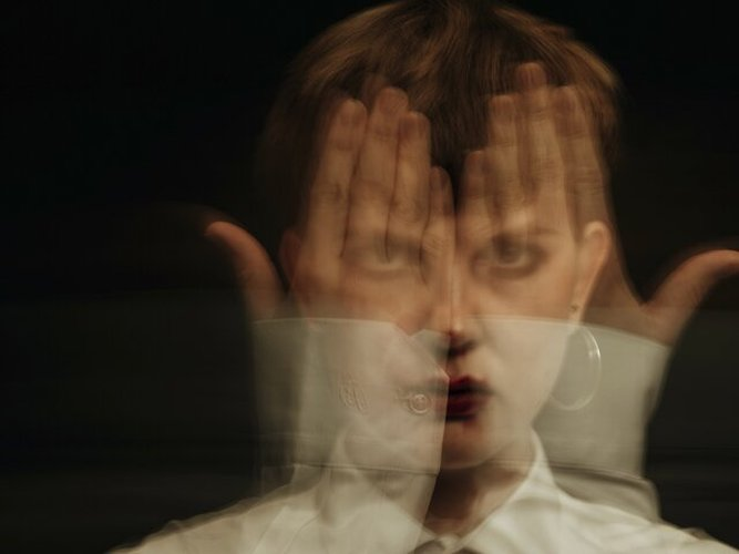 Психолог Яушева пояснила, кого относят к новому типу личности под названием «отроверт»