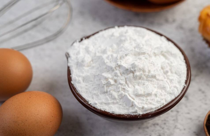 Зачем натирать руки картофелем и хранить сельдерей в хлебнице: полезные бытовые советы