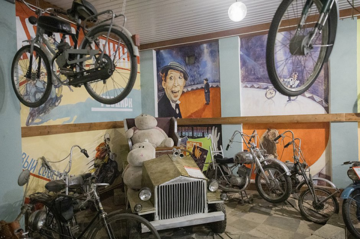 «Чтобы восстановить такой мотоцикл, нужно лет десять жизни» Россиянин собрал коллекцию из 427 мотоциклов и создал уникальный музей