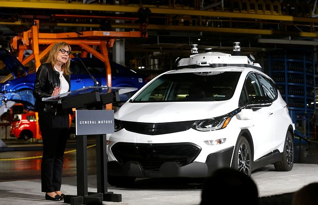 Потеснили мужчин. Автомобильный мир считался мужским, но эти женщины его полностью изменили