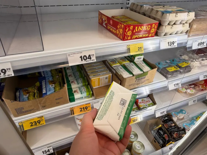 Роскачество назвало 6 марок масла, которые не испортят кулич — внутри только сливки