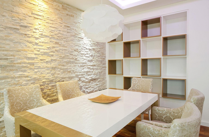 Гипсовый камень для внутренней отделки: как его использовать (42 фото)