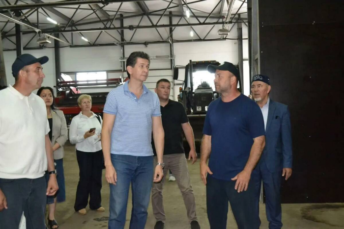 Абдулганиев посетил предприятия Тукаевского района и оценил условия для бизнеса