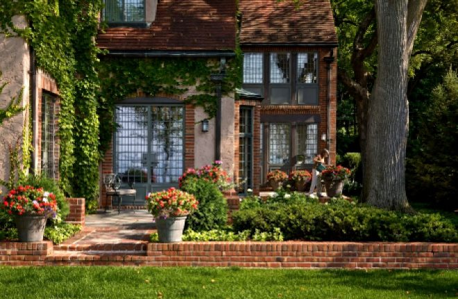 Дизайн двора частного дома: правила создания гармоничного пространства в разных стилях (124 фото)