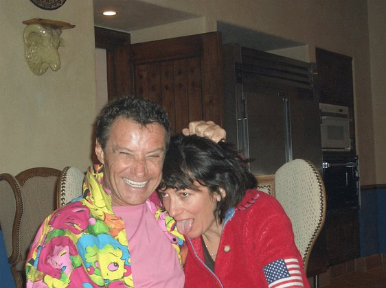 11 друзей Джеффри. Клинтон, Джаггер, Трамп и другие знаменитости на фото из скандального досье финансиста Эпштейна