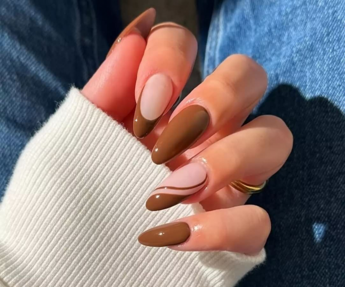 Маникюр на 8 Марта: идеи с фото