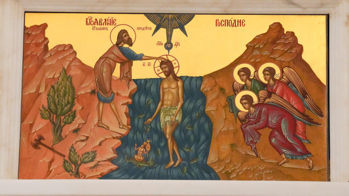 Святая вода, пост и приметы: как правильно встретить Крещение в 2026 году