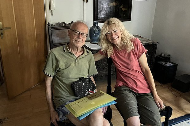 Загадочный миллионер купил руины замка и объявил себя наследником короля. Кто он такой и зачем это сделал?