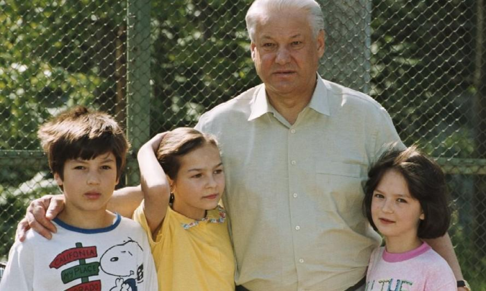 Любимый внук так и не женился, а внучка породнилась с Березовским: как живут и чем занимаются наследники Бориса Ельцина