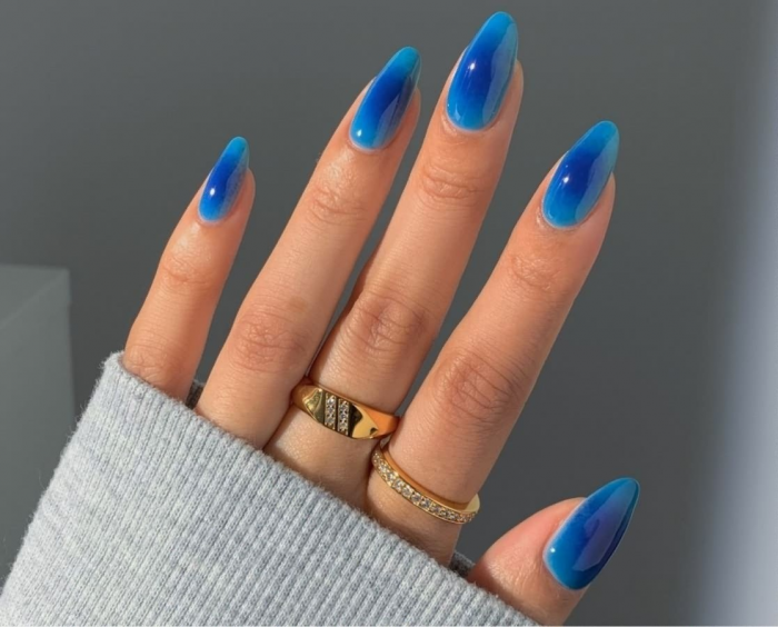 Маникюр на 8 Марта: идеи с фото