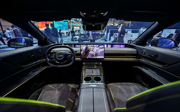 Популярный в России бренд представил две новые стильные и практичные модели