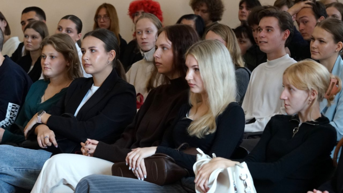 Державинцы встретились с финалистами национальной премии "Большая книга"