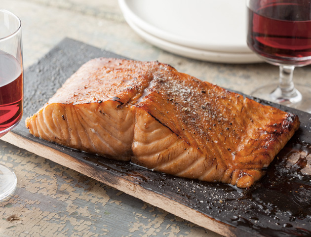 Рыба на дощечке: как приготовить и съесть