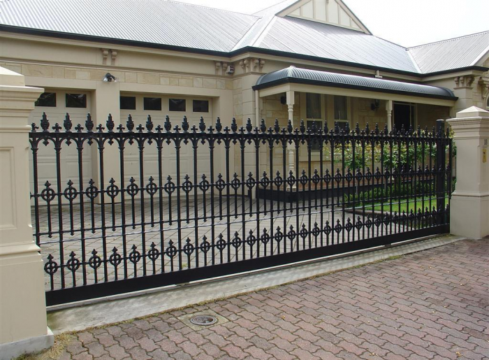 Ворота для частного дома: как выбрать эффектную защиту? (38 фото)