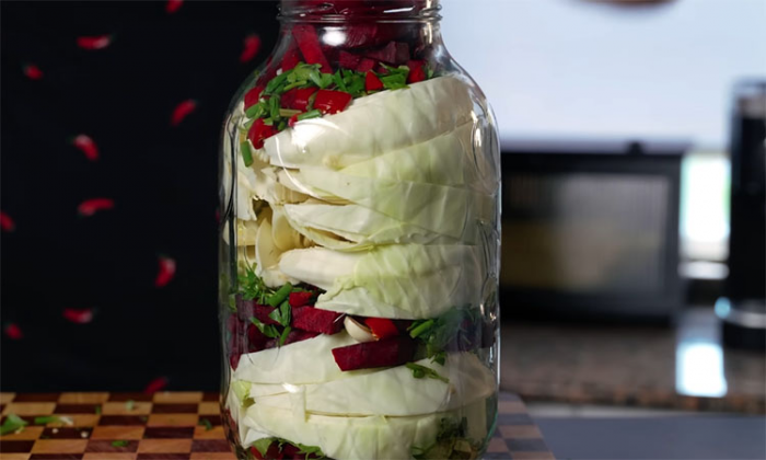 Бесподобная капуста по-грузински. Пикантный вкус и хрустит, словно квасили в бочке